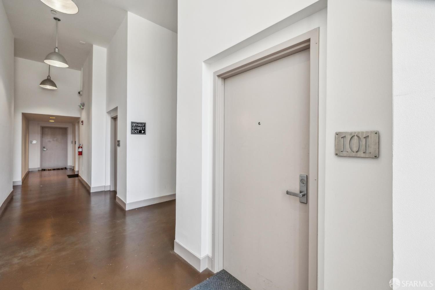 Photo #32: 425087553 Listing: Photo #32