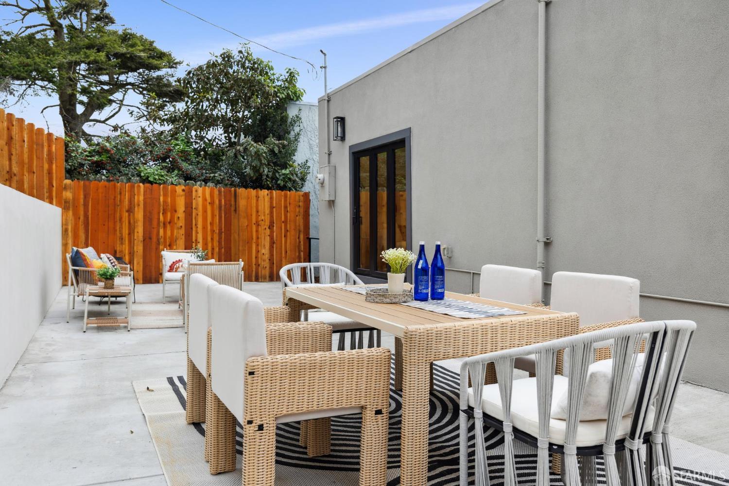 Detail Gallery Image 86 of 99 For 2024 15th Ave, San Francisco,  CA 94116 - 3 Beds | 4/1 Baths