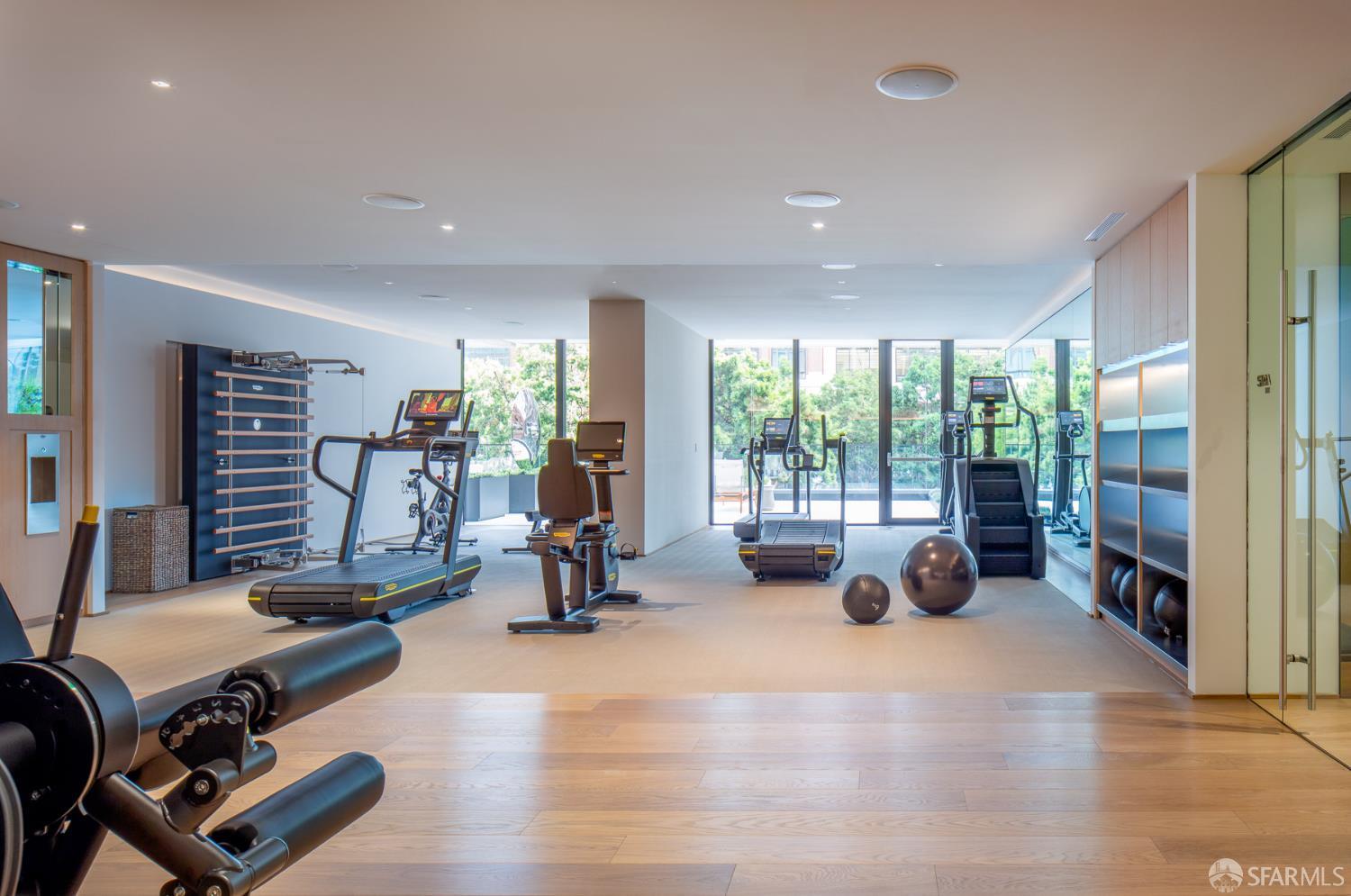 Detail Gallery Image 44 of 46 For 1 Steuart Ln #407,  San Francisco,  CA 94115 - 1 Beds | 1 Baths