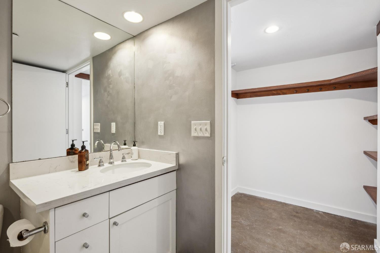 Photo #29: 425087553 Listing: Photo #29