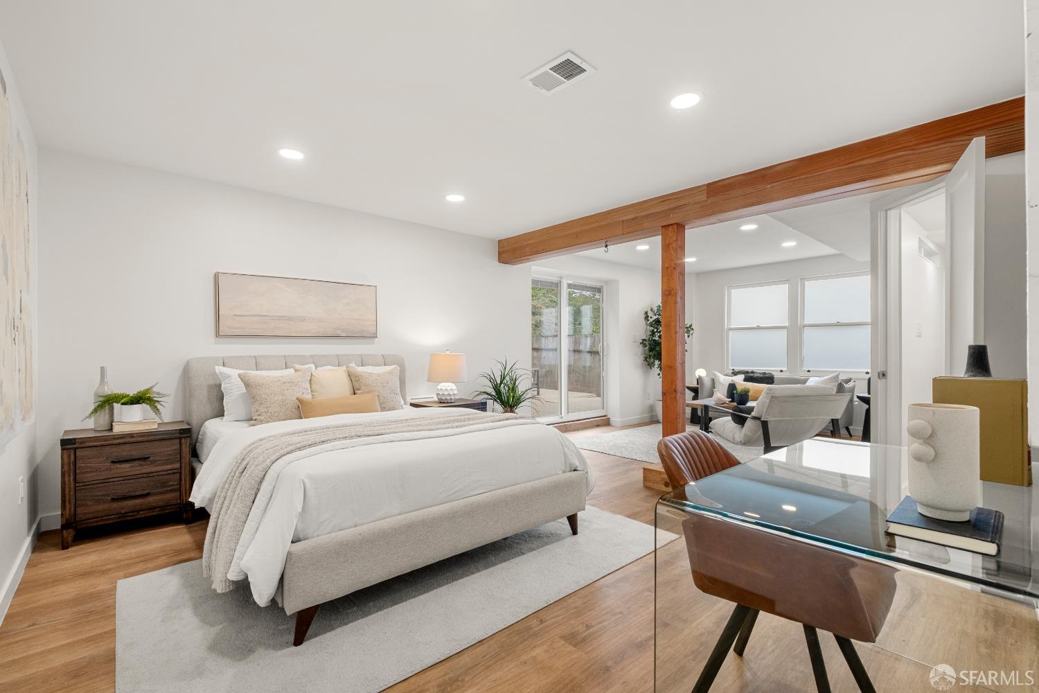 Detail Gallery Image 31 of 52 For 1441 Crestwood Dr, San Bruno,  CA 94066 - 3 Beds | 3 Baths