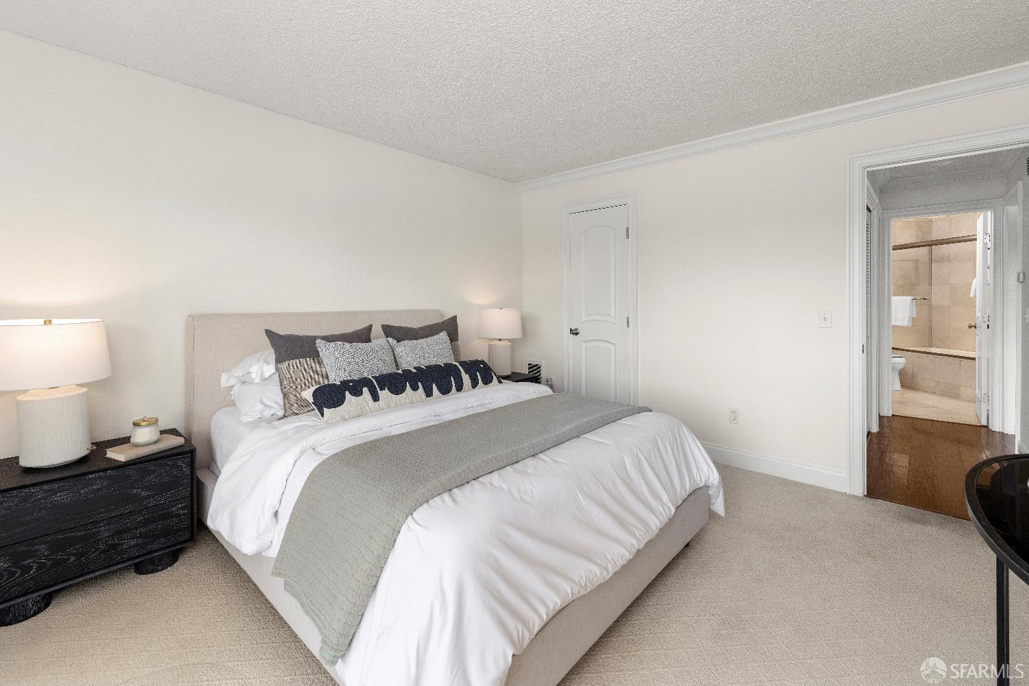 Detail Gallery Image 17 of 31 For 66 Eddystone Ct, Redwood City,  CA 94065 - 1 Beds | 1 Baths