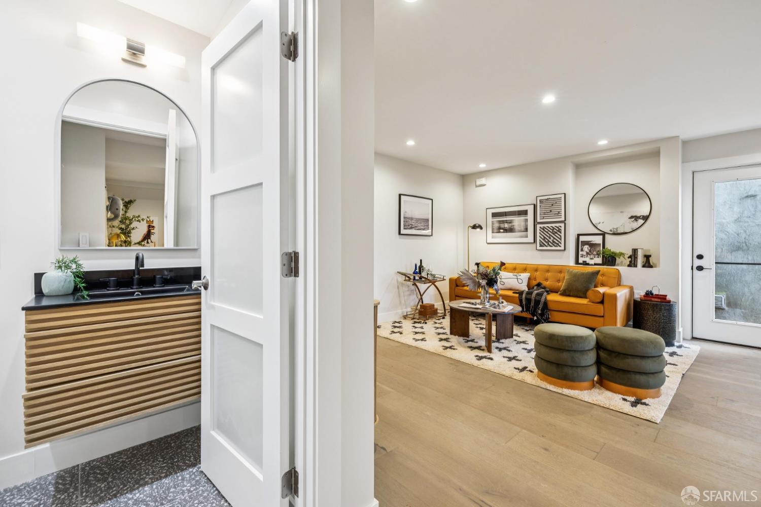 Detail Gallery Image 70 of 99 For 2024 15th Ave, San Francisco,  CA 94116 - 3 Beds | 4/1 Baths