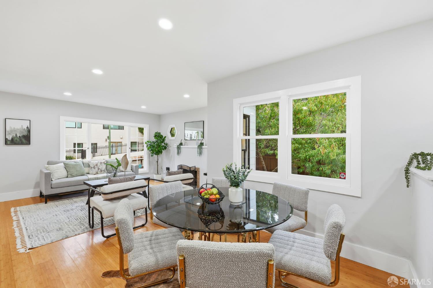 Detail Gallery Image 15 of 41 For 4749 Wilkie St, Oakland,  CA 94619 - 3 Beds | 2 Baths