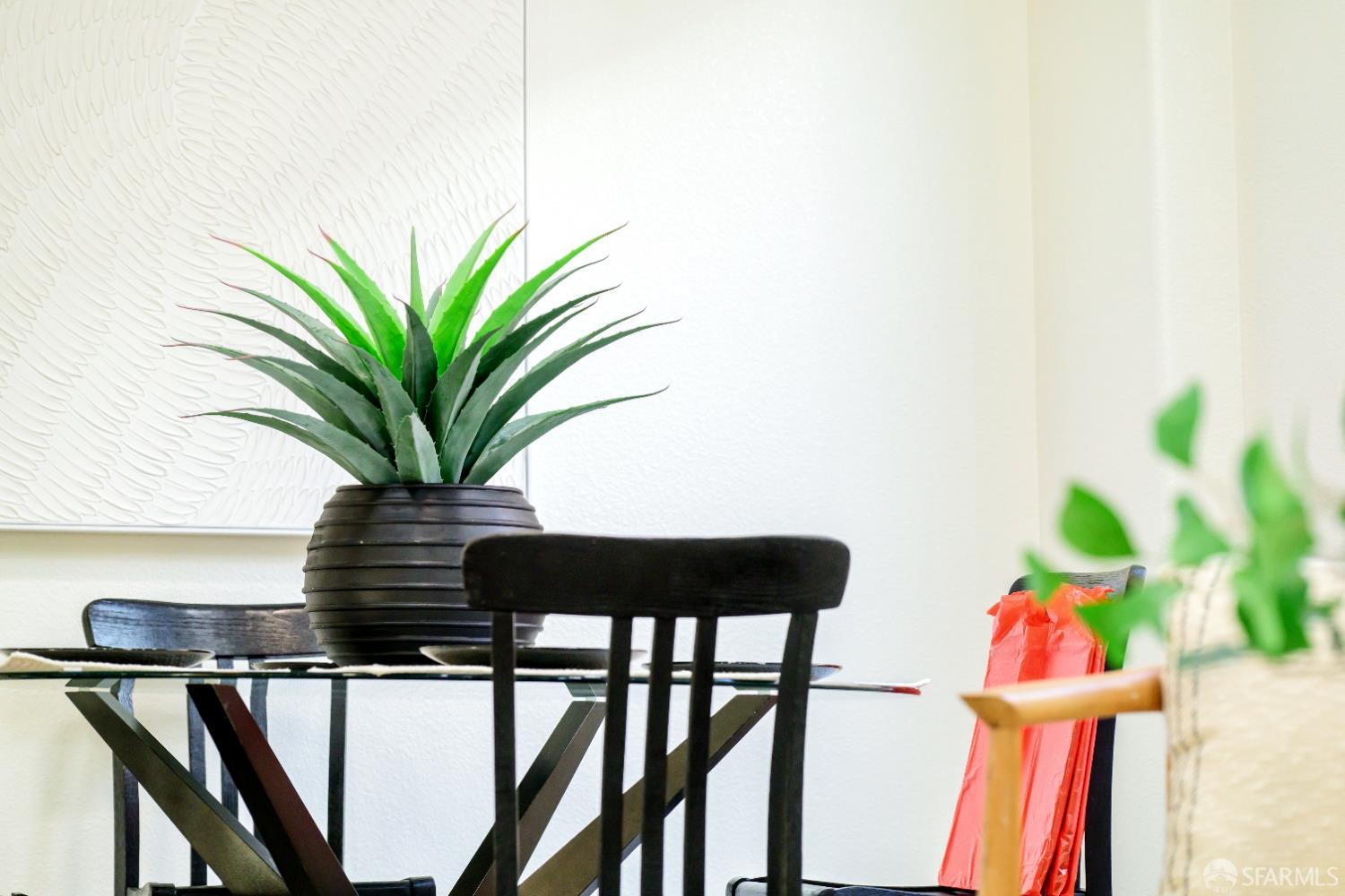 Detail Gallery Image 24 of 83 For 2275 Southwood Dr, Pittsburg,  CA 94565 - 6 Beds | 4 Baths