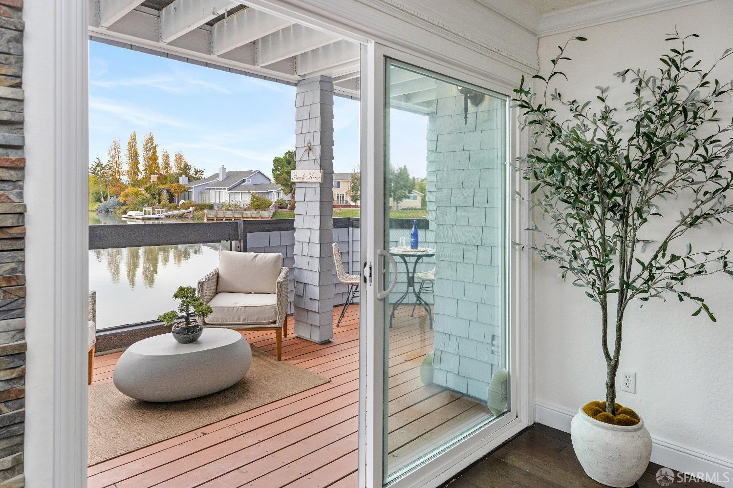 Detail Gallery Image 23 of 31 For 66 Eddystone Ct, Redwood City,  CA 94065 - 1 Beds | 1 Baths