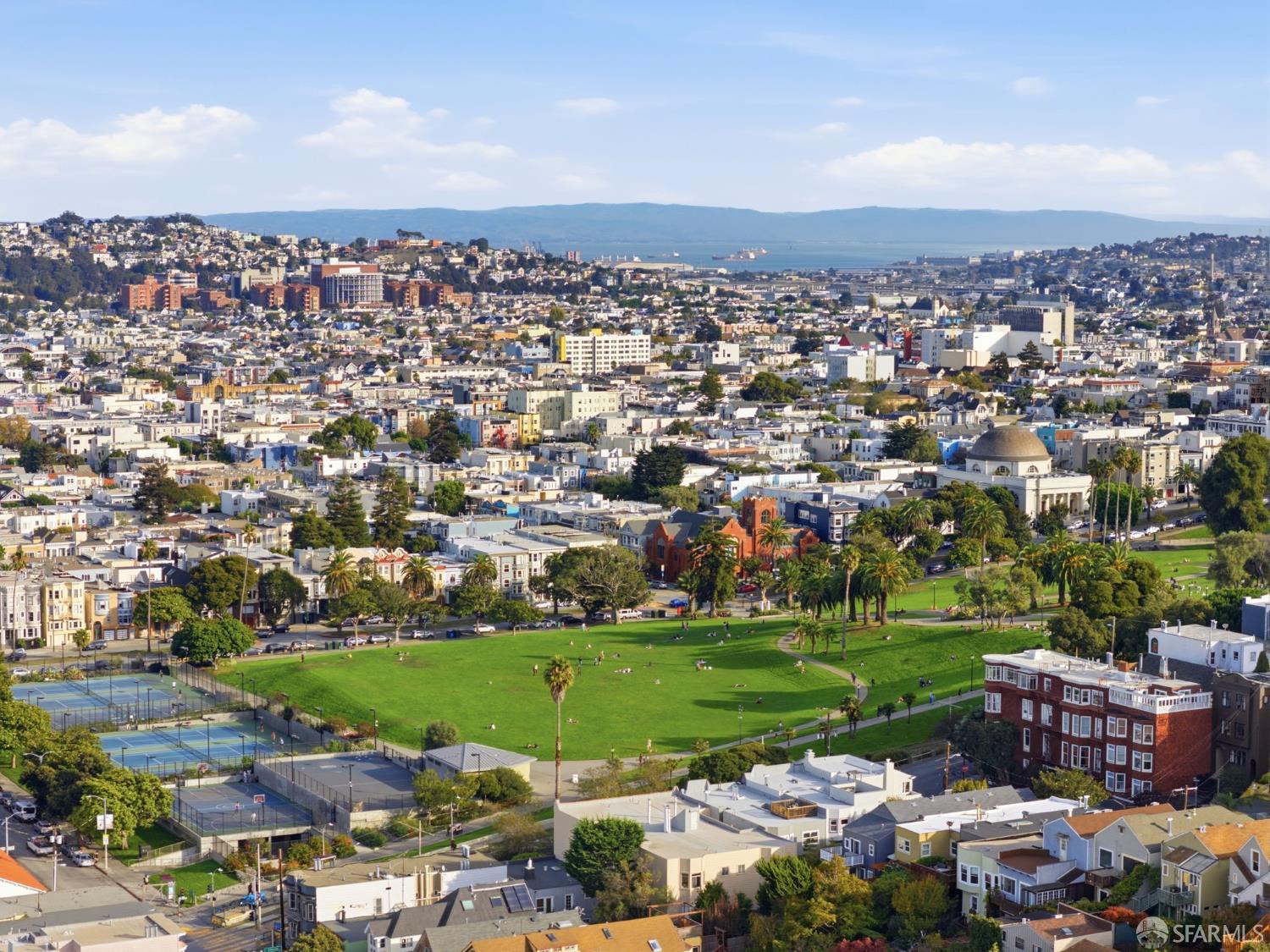 Detail Gallery Image 65 of 66 For 3983 19th St, San Francisco,  CA 94114 - 4 Beds | 2/1 Baths