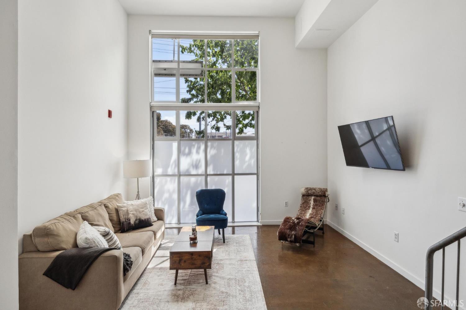 Photo #8: 425087553 Listing: Photo #8