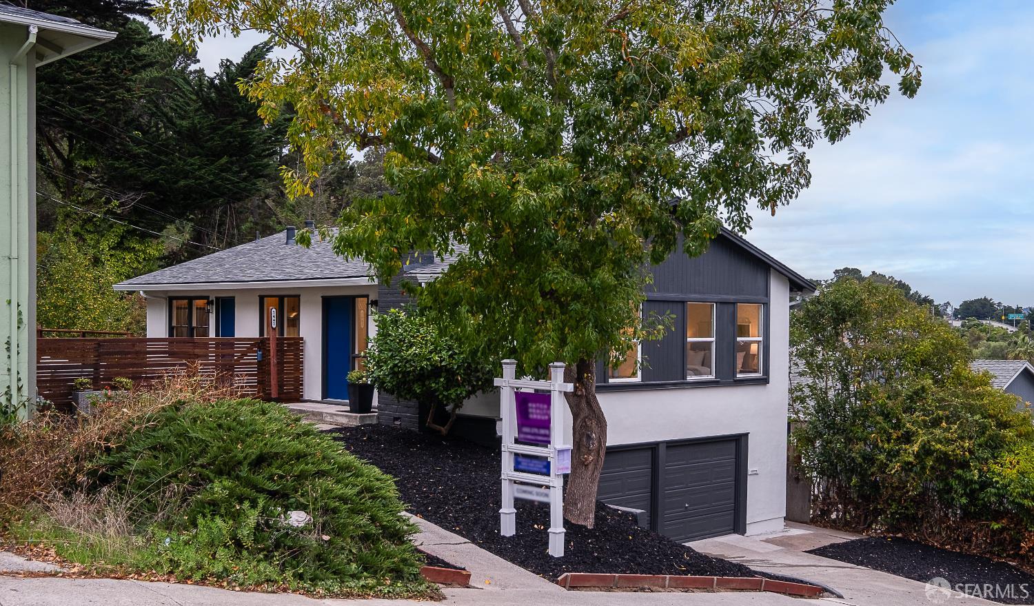 Detail Gallery Image 4 of 52 For 1441 Crestwood Dr, San Bruno,  CA 94066 - 3 Beds | 3 Baths