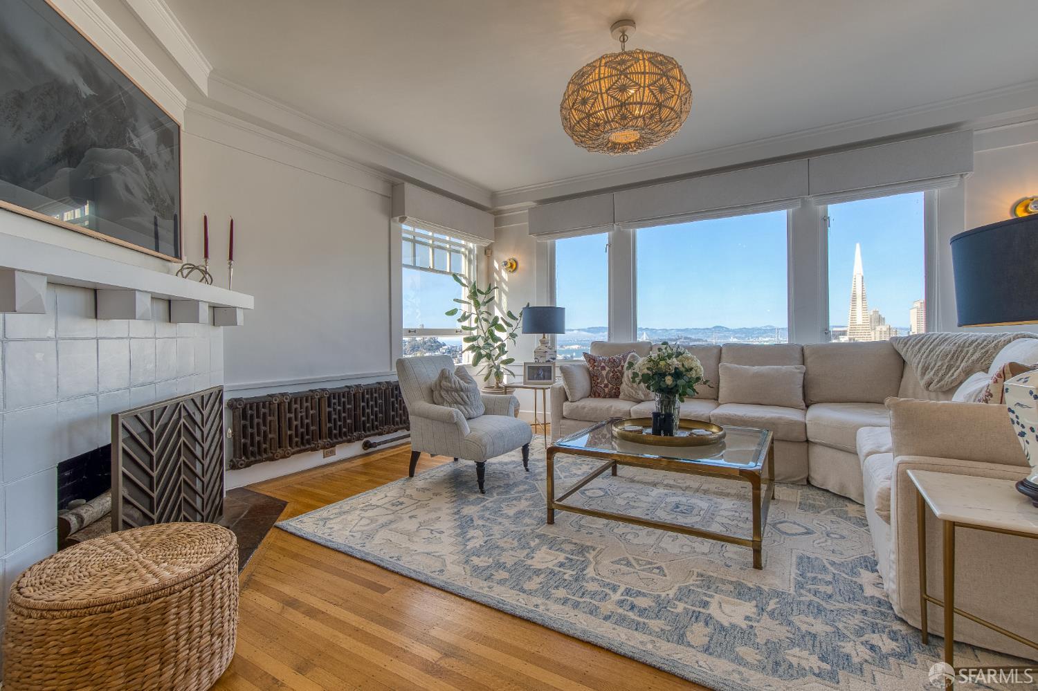 Detail Gallery Image 10 of 46 For 1244 Washington St, San Francisco,  CA 94108 - 2 Beds | 2 Baths