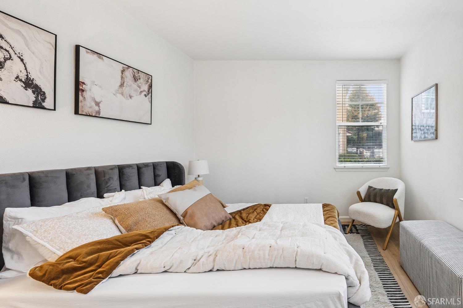 Detail Gallery Image 13 of 38 For 205 Montevina Way, Hayward,  CA 94545 - 5 Beds | 3 Baths