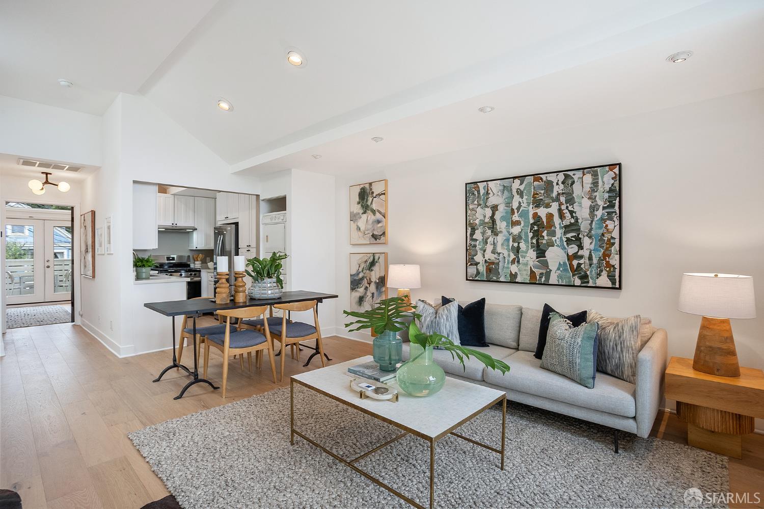 Photo #8: 425087807 Listing: Photo #8