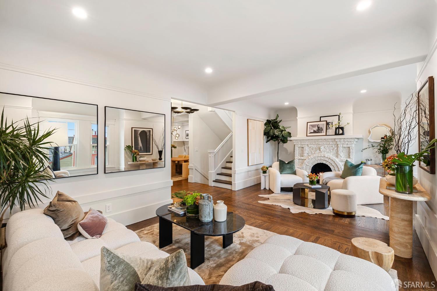 Detail Gallery Image 2 of 66 For 3983 19th St, San Francisco,  CA 94114 - 4 Beds | 2/1 Baths