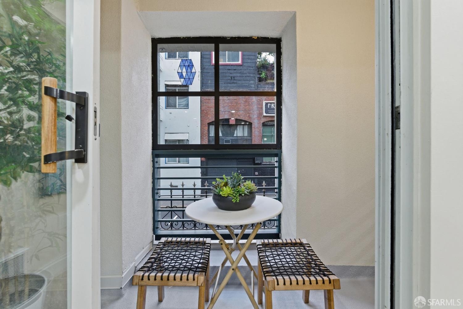 Detail Gallery Image 8 of 36 For 81 Frank Norris St #201,  San Francisco,  CA 94109 - 1 Beds | 1 Baths