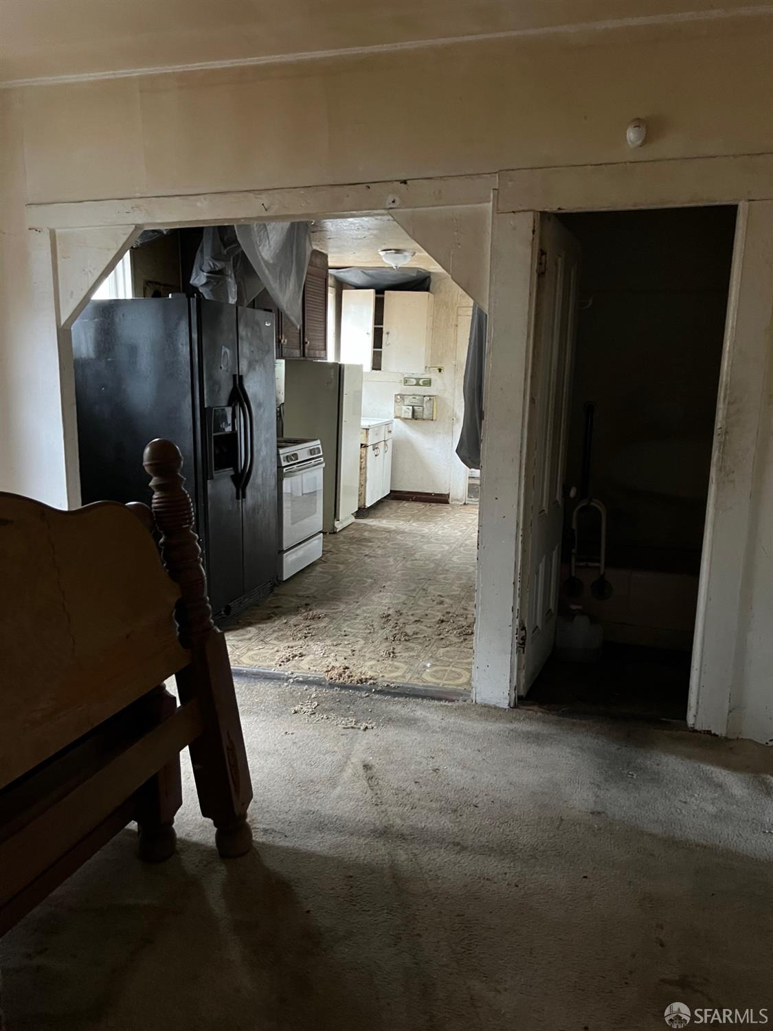 Detail Gallery Image 6 of 14 For 3064 Ford St, Oakland,  CA 94601 - 3 Beds | 1 Baths