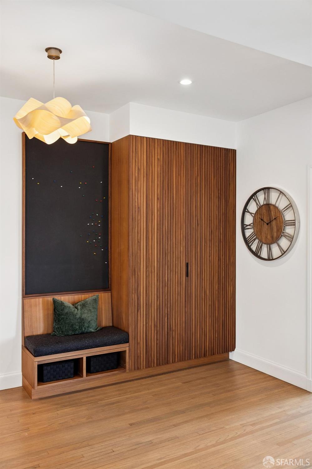 Photo #33: 425087818 Listing: Photo #33