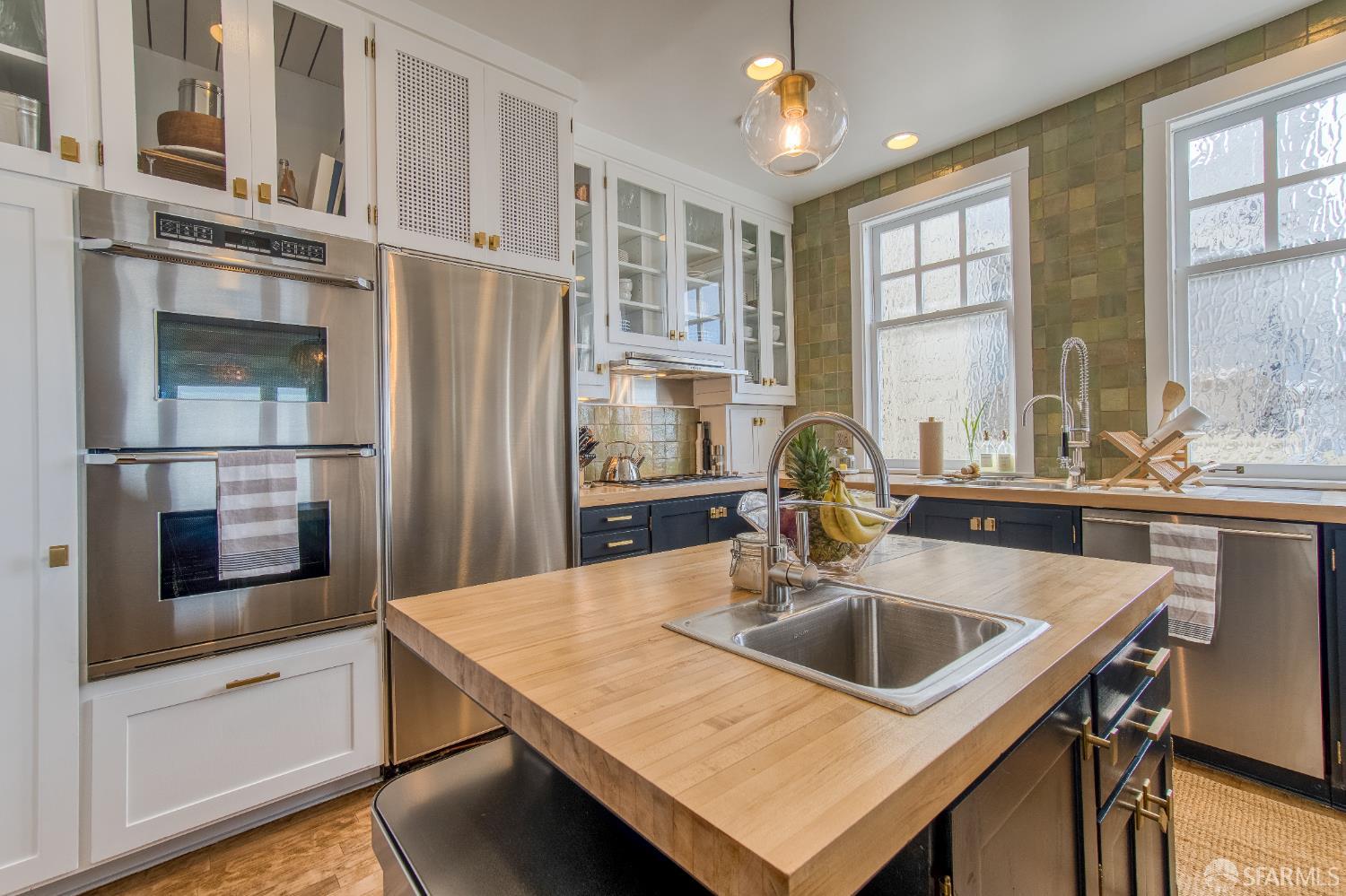 Detail Gallery Image 28 of 46 For 1244 Washington St, San Francisco,  CA 94108 - 2 Beds | 2 Baths