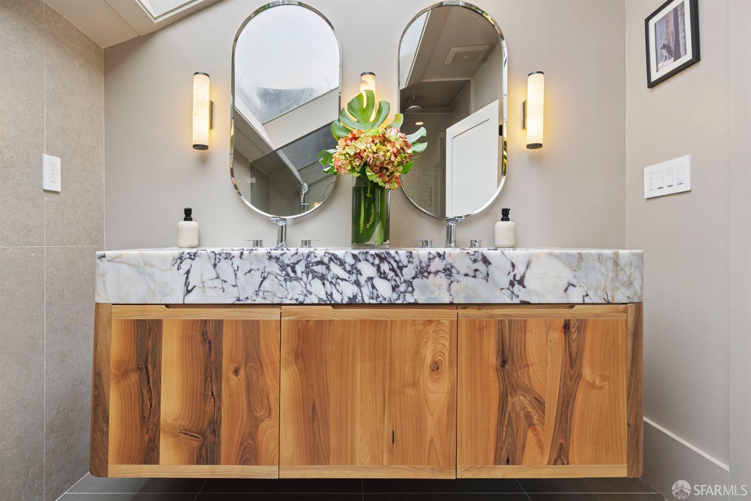 Detail Gallery Image 43 of 66 For 3983 19th St, San Francisco,  CA 94114 - 4 Beds | 2/1 Baths