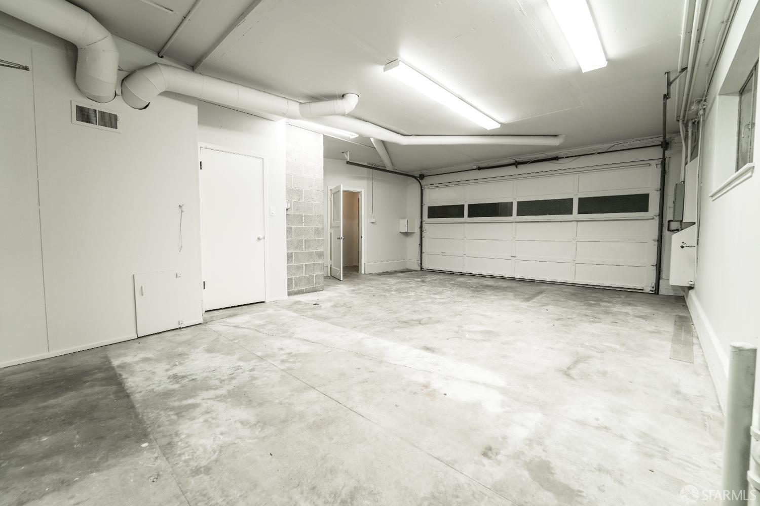 Detail Gallery Image 33 of 44 For 393 2nd Ave, Colma,  CA 94014 - 4 Beds | 3 Baths