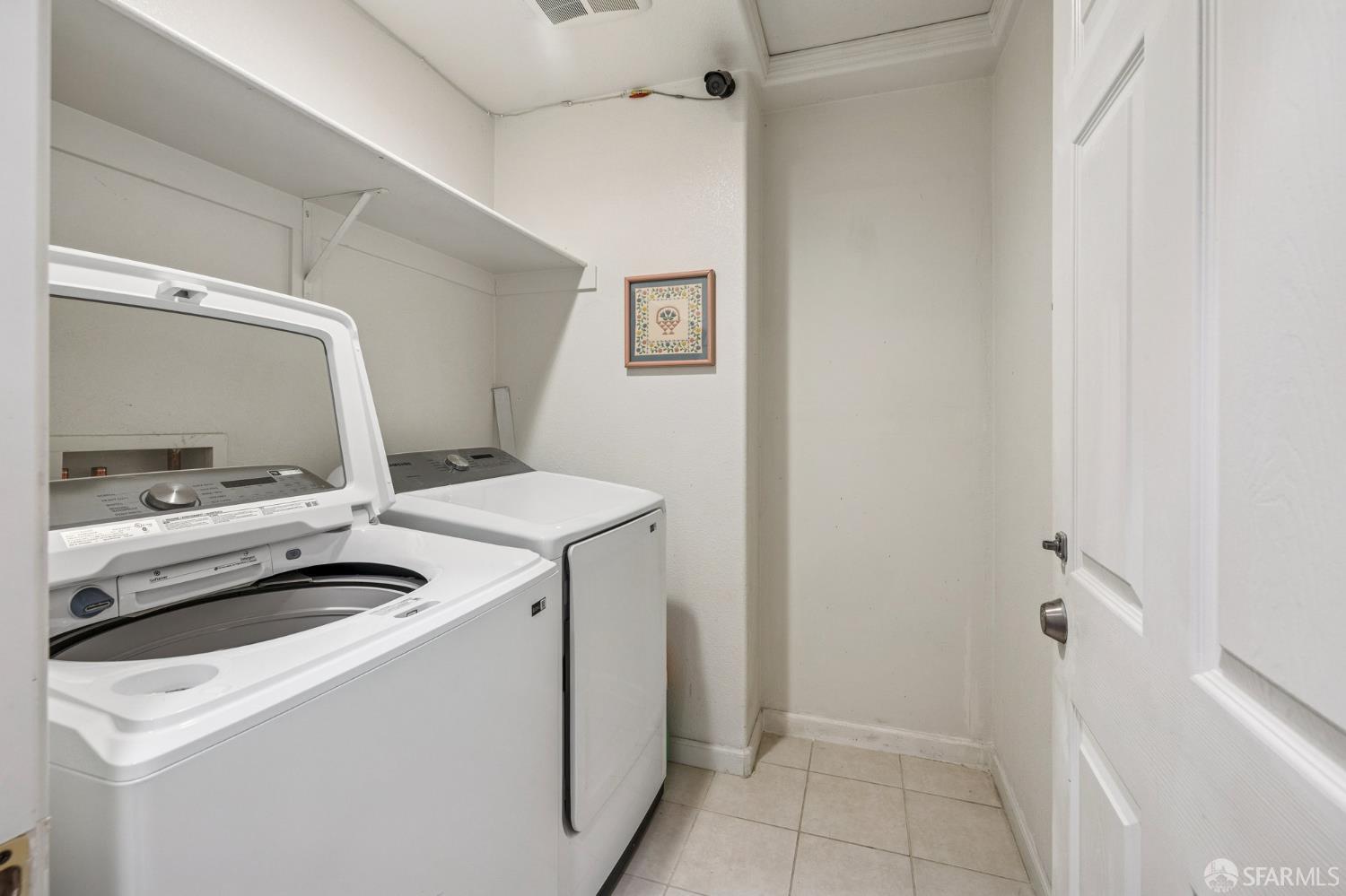 Detail Gallery Image 18 of 38 For 205 Montevina Way, Hayward,  CA 94545 - 5 Beds | 3 Baths