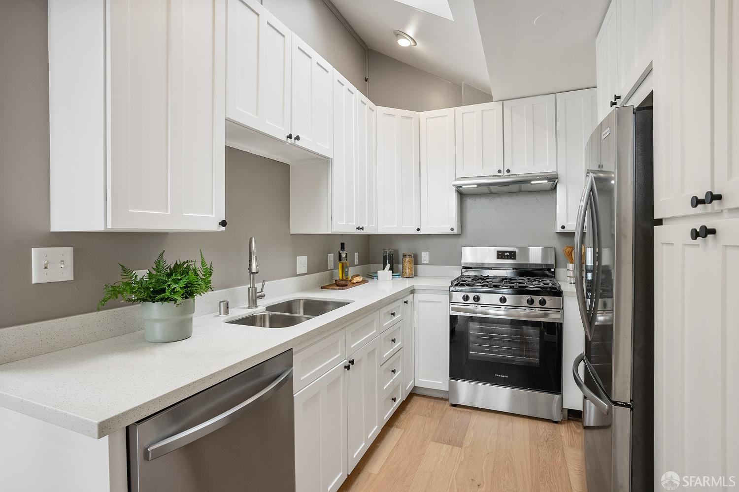 Photo #27: 425087807 Listing: Photo #27