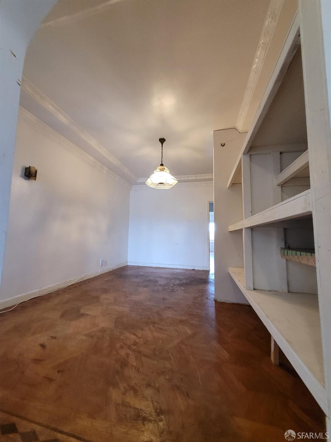 Detail Gallery Image 6 of 7 For 255 Miramar Ave, San Francisco,  CA 94112 - 2 Beds | 1 Baths