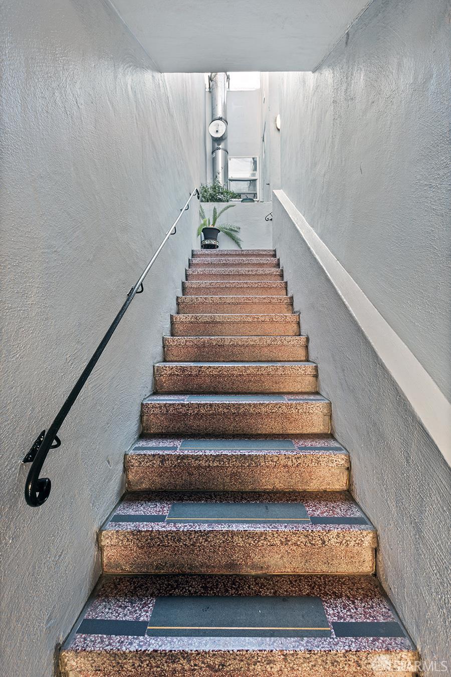 Detail Gallery Image 8 of 16 For 4826 Mission St, San Francisco,  CA 94112 - – Beds | – Baths