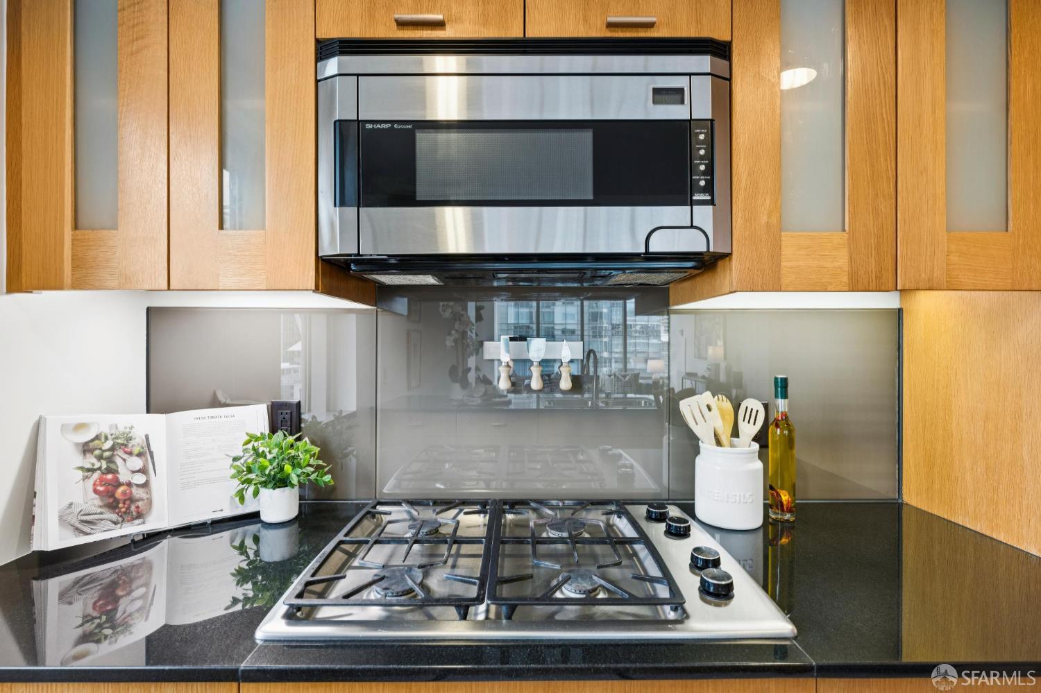 Detail Gallery Image 12 of 40 For 333 1st St #1105,  San Francisco,  CA 94105 - 1 Beds | 1 Baths