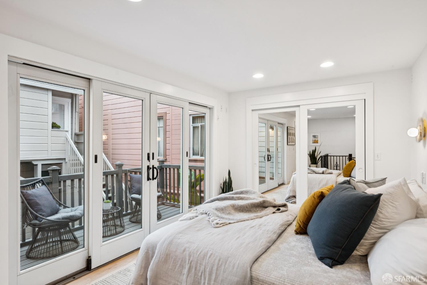 Photo #6: 425087831 Listing: Photo #6