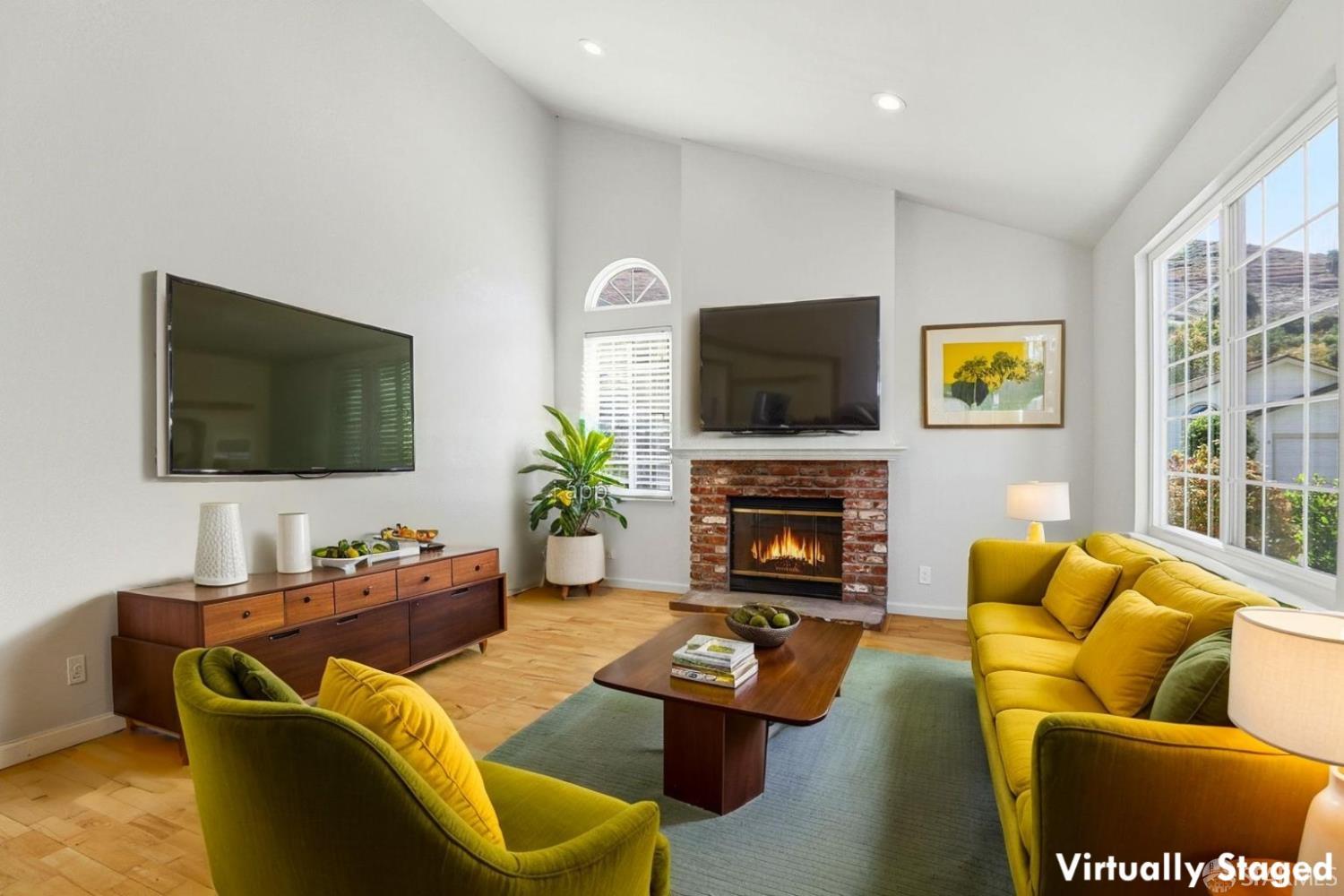 Detail Gallery Image 7 of 51 For 377 Brookmere Dr, San Jose,  CA 95123 - 3 Beds | 2 Baths