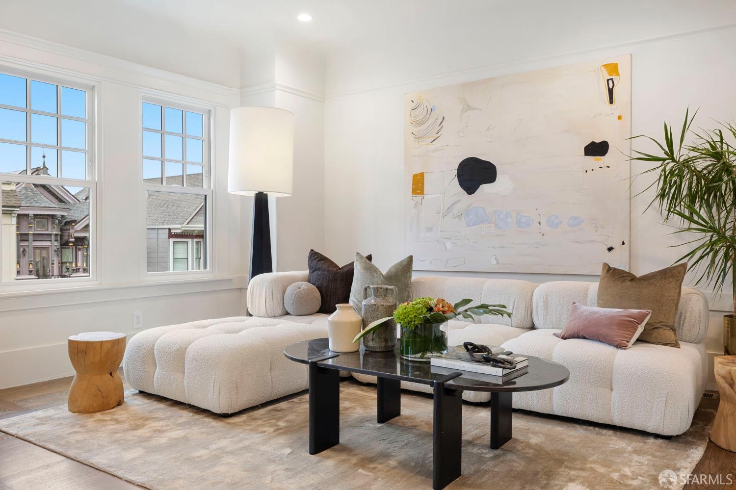 Detail Gallery Image 10 of 66 For 3983 19th St, San Francisco,  CA 94114 - 4 Beds | 2/1 Baths