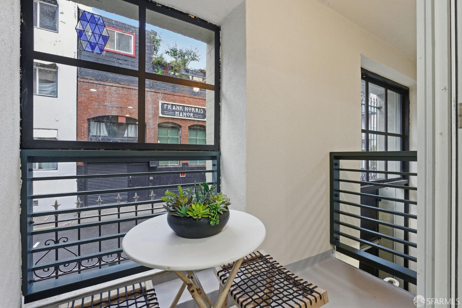 Detail Gallery Image 25 of 36 For 81 Frank Norris St #201,  San Francisco,  CA 94109 - 1 Beds | 1 Baths