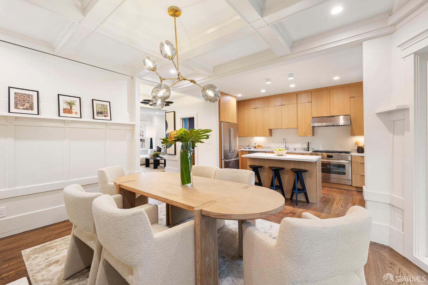 Detail Gallery Image 31 of 66 For 3983 19th St, San Francisco,  CA 94114 - 4 Beds | 2/1 Baths