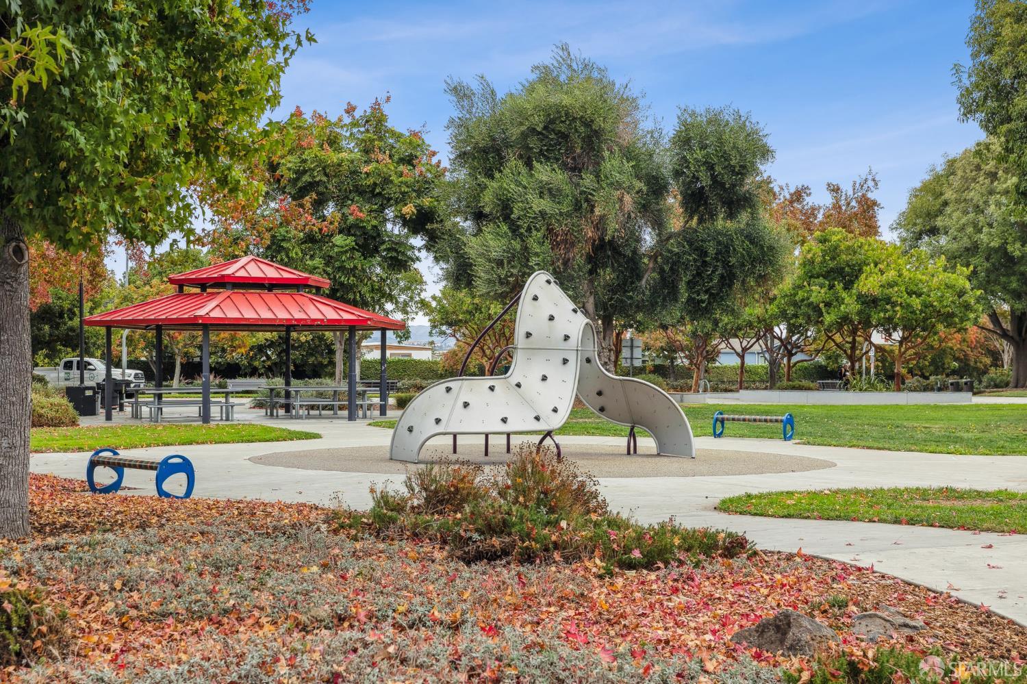 Detail Gallery Image 34 of 38 For 205 Montevina Way, Hayward,  CA 94545 - 5 Beds | 3 Baths