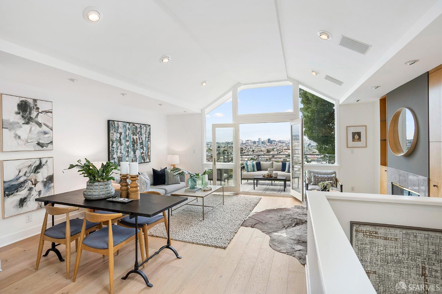 Photo #5: 425087807 Listing: Photo #5