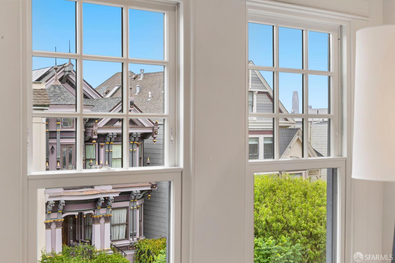 Detail Gallery Image 11 of 66 For 3983 19th St, San Francisco,  CA 94114 - 4 Beds | 2/1 Baths