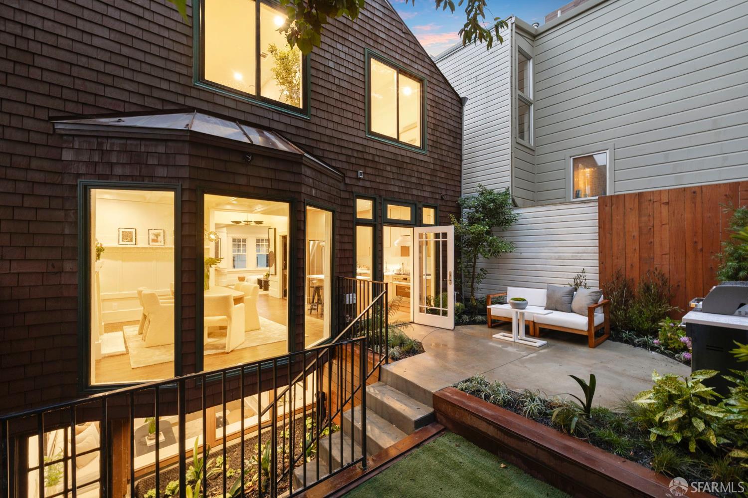 Detail Gallery Image 26 of 66 For 3983 19th St, San Francisco,  CA 94114 - 4 Beds | 2/1 Baths