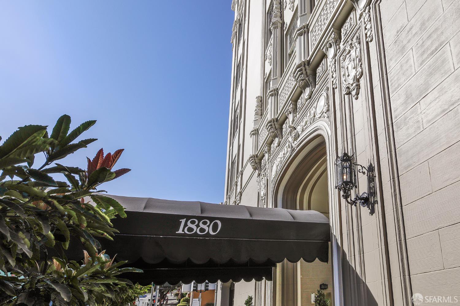 Photo #68: 425087818 Listing: Photo #68