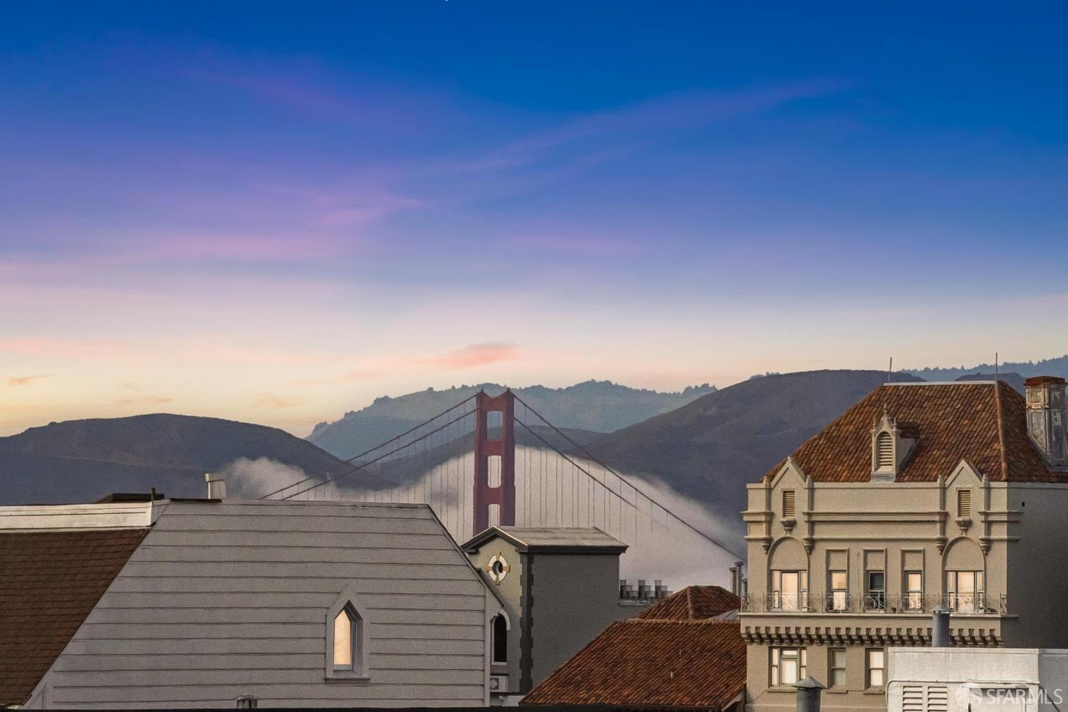 Photo #6: 425087818 Listing: Photo #6