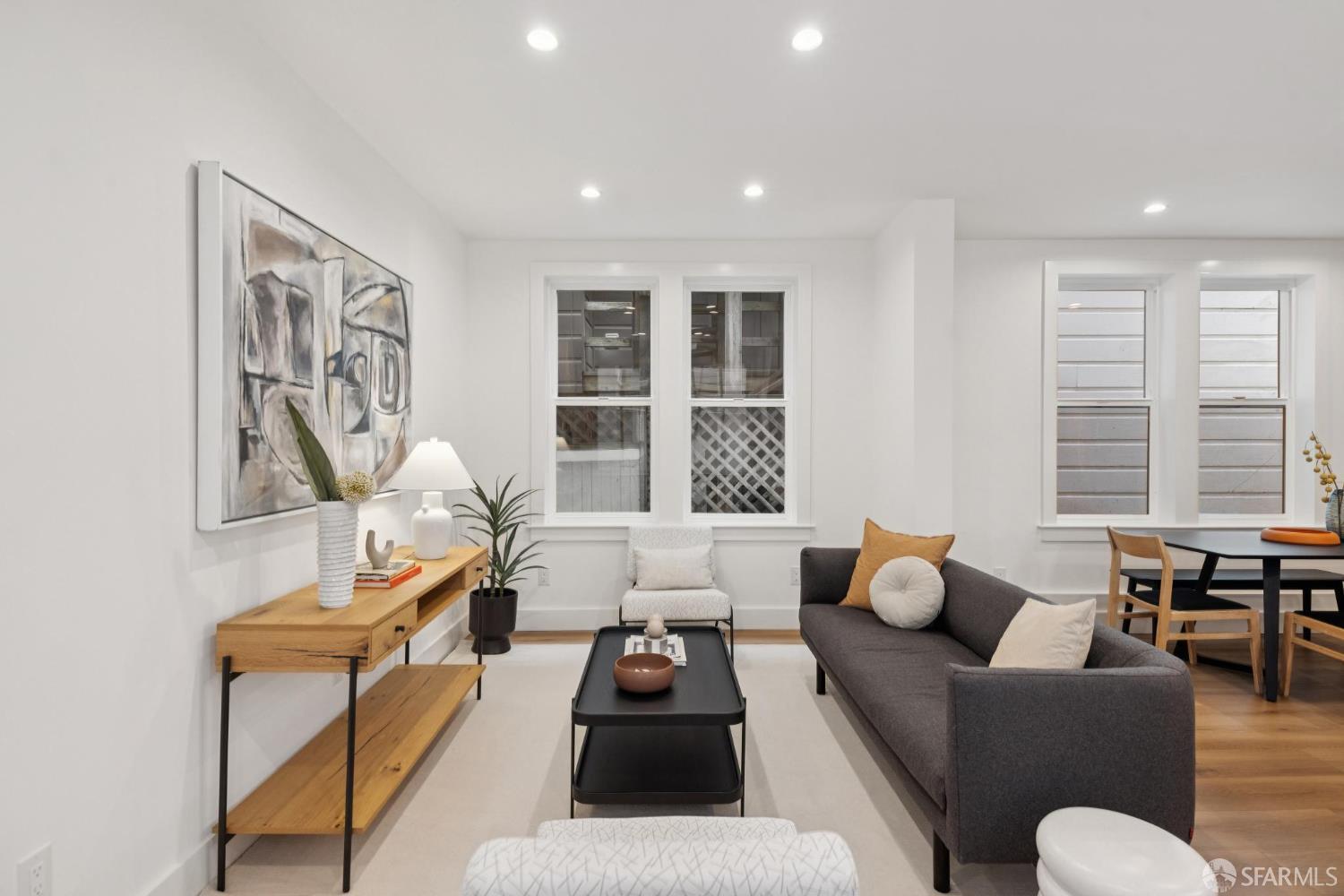 Detail Gallery Image 3 of 31 For 255 5th Ave, San Francisco,  CA 94118 - 2 Beds | 1 Baths