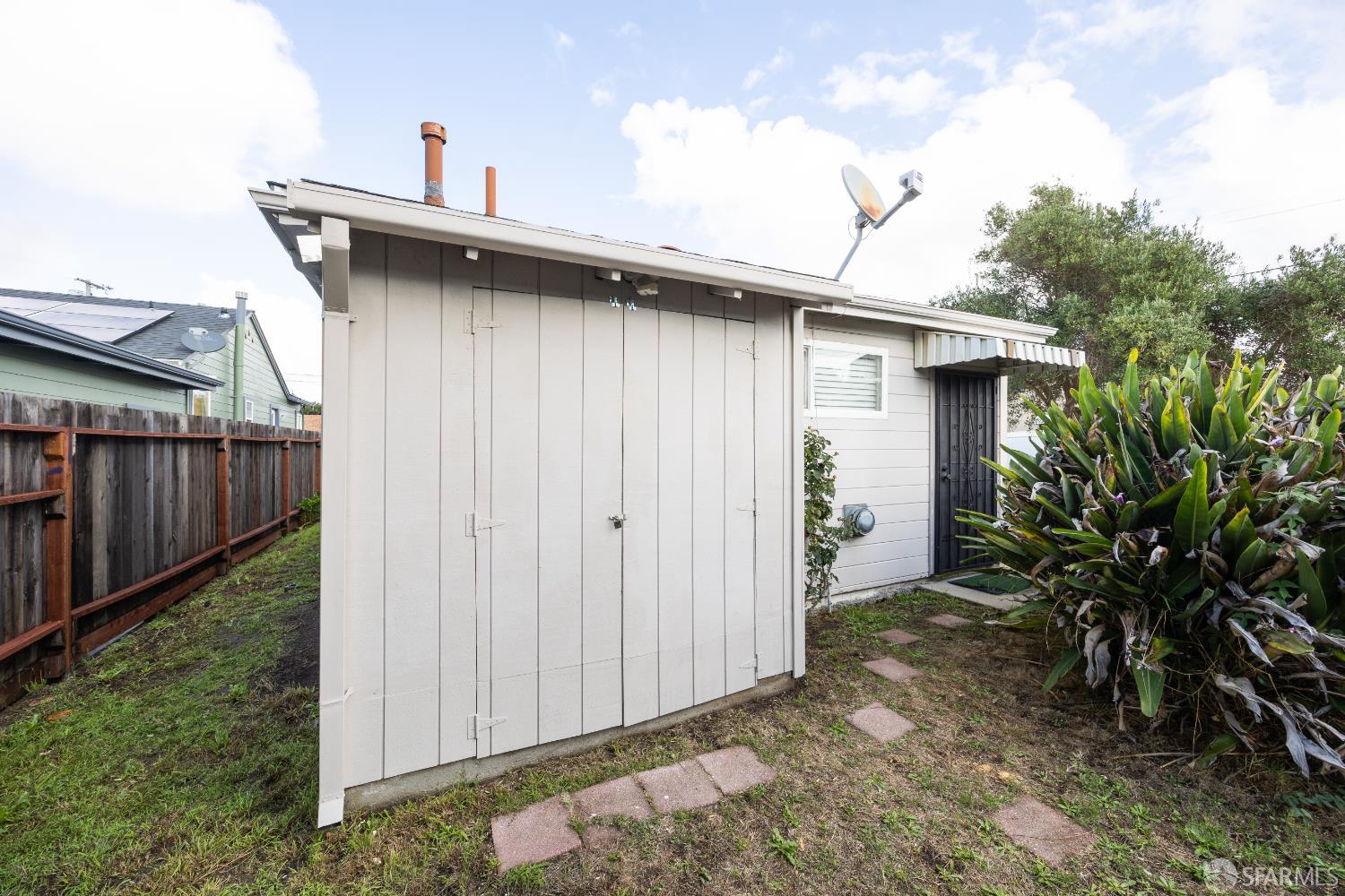 Detail Gallery Image 22 of 25 For 3228 Mcbryde Ave, Richmond,  CA 94804 - 3 Beds | 2 Baths