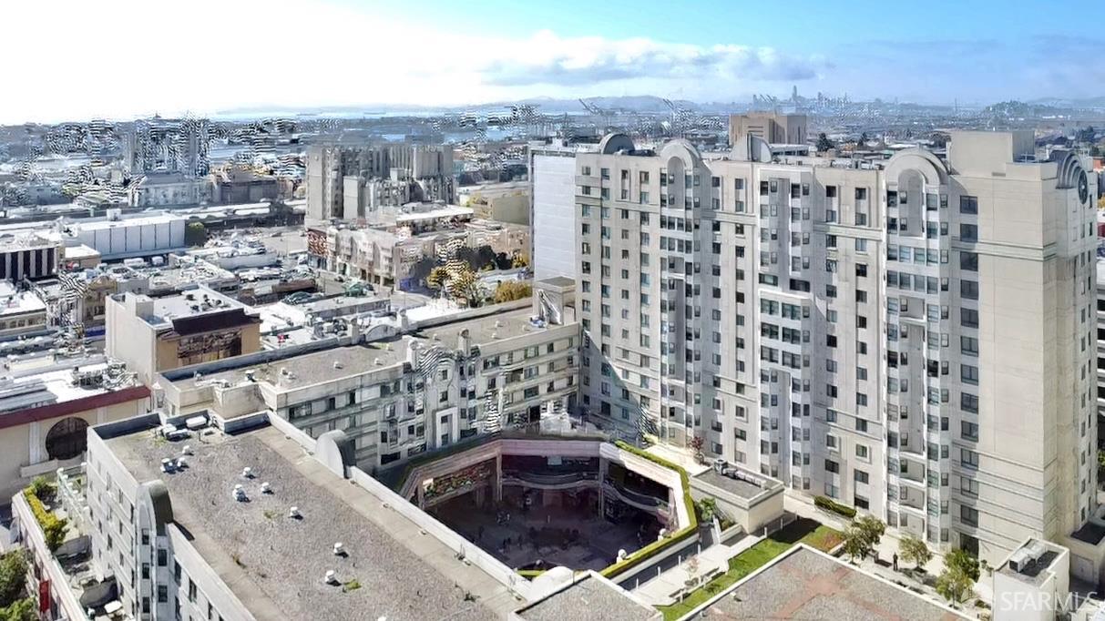 Detail Gallery Image 2 of 29 For 988 Franklin St #302,  Oakland,  CA 94607 - 1 Beds | 1 Baths