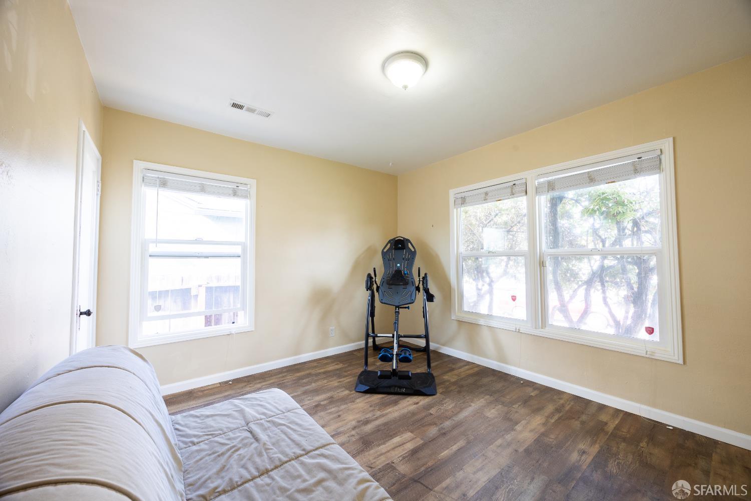 Detail Gallery Image 16 of 25 For 3228 Mcbryde Ave, Richmond,  CA 94804 - 3 Beds | 2 Baths