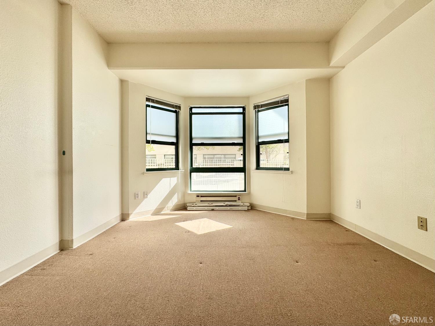 Detail Gallery Image 13 of 29 For 988 Franklin St #302,  Oakland,  CA 94607 - 1 Beds | 1 Baths