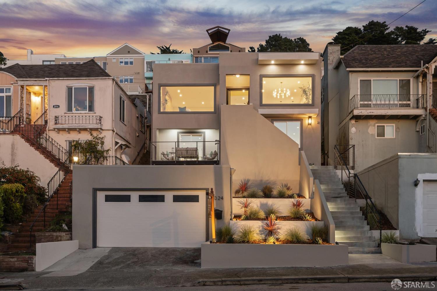 Detail Gallery Image 19 of 99 For 2024 15th Ave, San Francisco,  CA 94116 - 3 Beds | 4/1 Baths