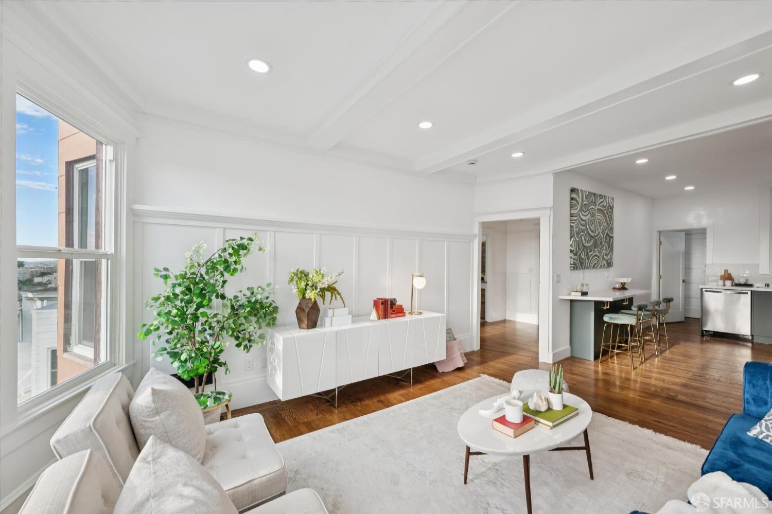 Detail Gallery Image 10 of 34 For 1449 Hyde St #4,  San Francisco,  CA 94109 - 1 Beds | 1 Baths