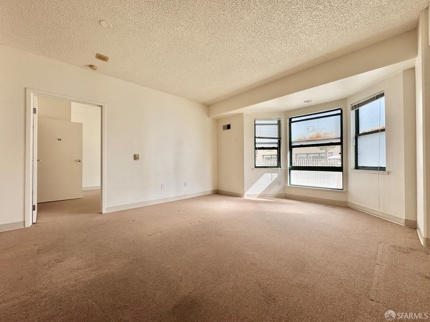 Detail Gallery Image 9 of 29 For 988 Franklin St #302,  Oakland,  CA 94607 - 1 Beds | 1 Baths