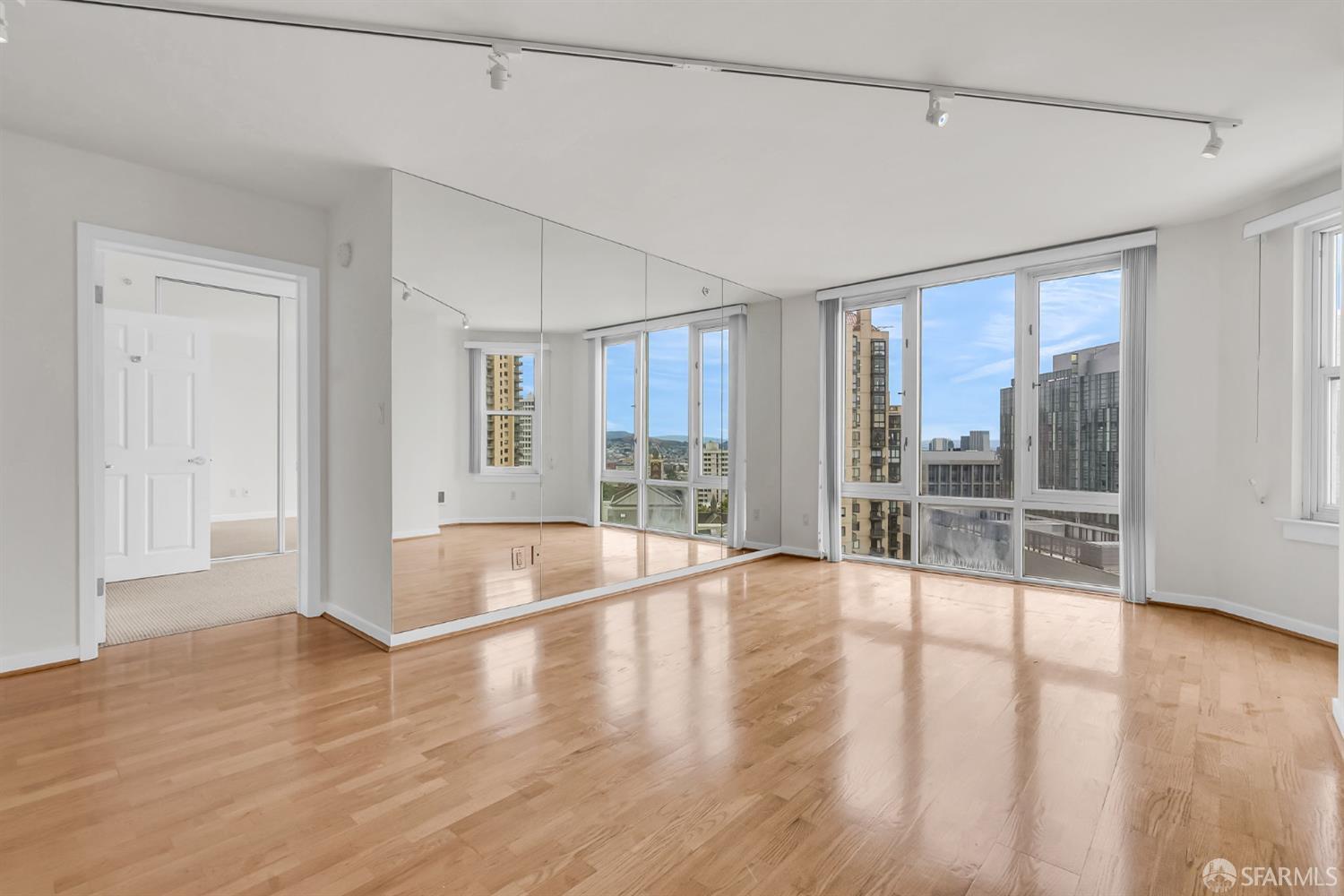 Detail Gallery Image 17 of 55 For 1483 Sutter St #1204,  San Francisco,  CA 94109 - 2 Beds | 2 Baths