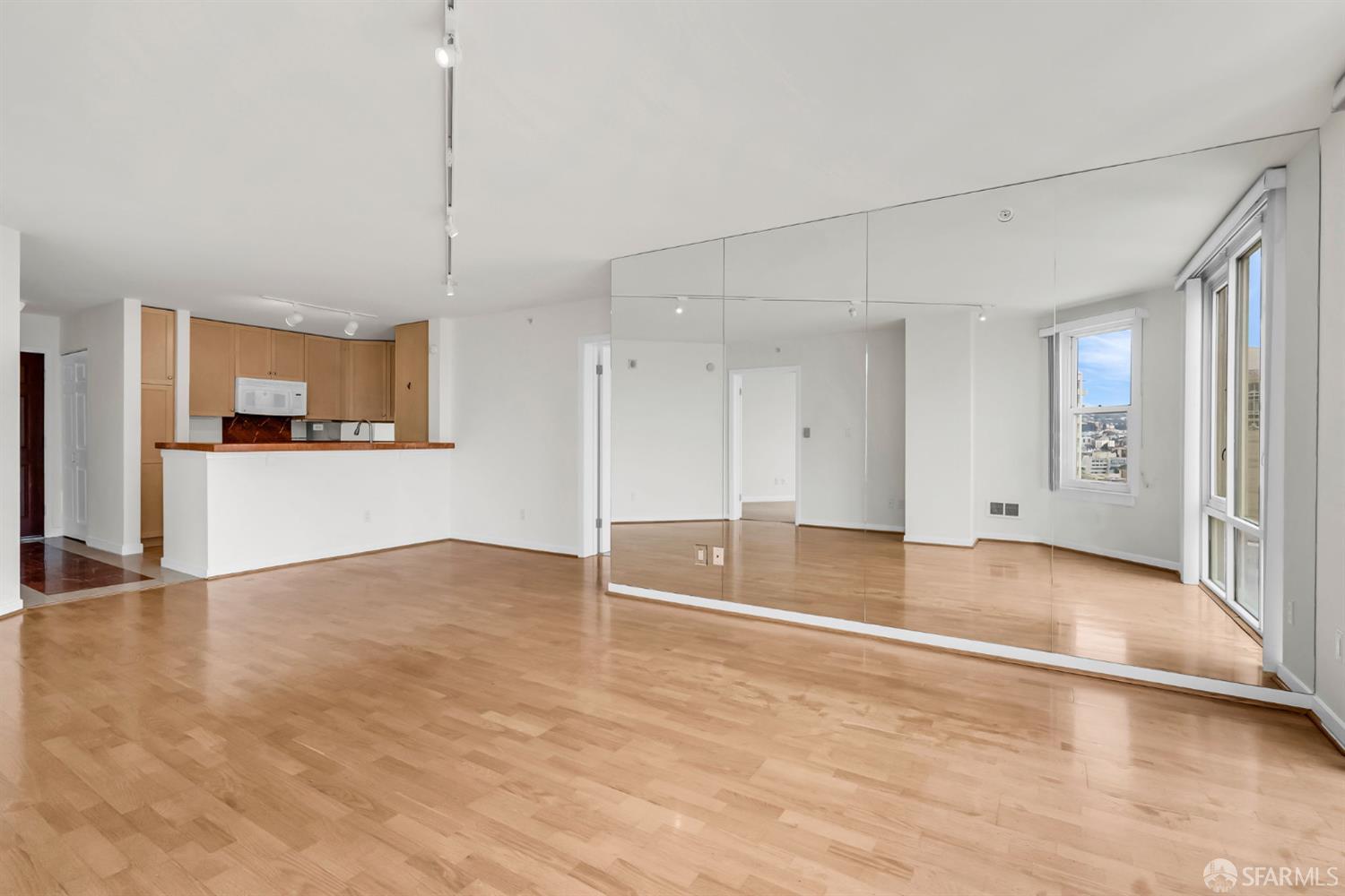 Detail Gallery Image 20 of 55 For 1483 Sutter St #1204,  San Francisco,  CA 94109 - 2 Beds | 2 Baths