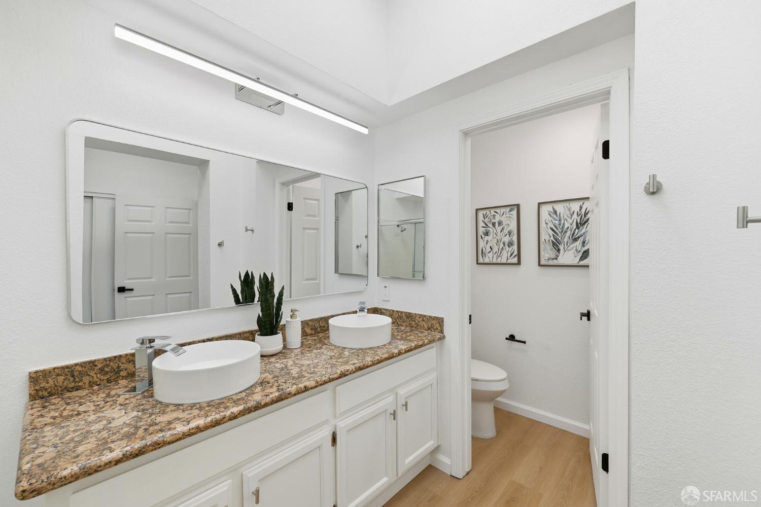 Detail Gallery Image 30 of 42 For 287 Scotts Vly, Hercules,  CA 94547 - 3 Beds | 2/1 Baths